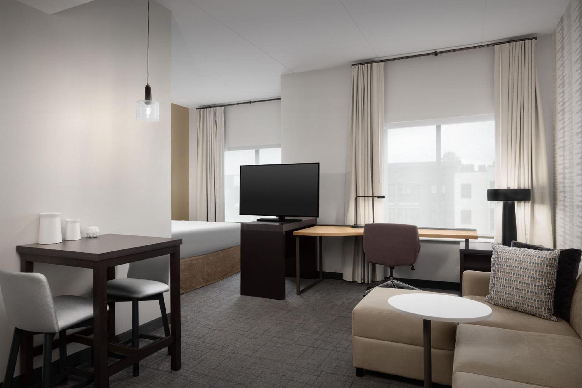 Residence Inn Kenwood Экстерьер фото